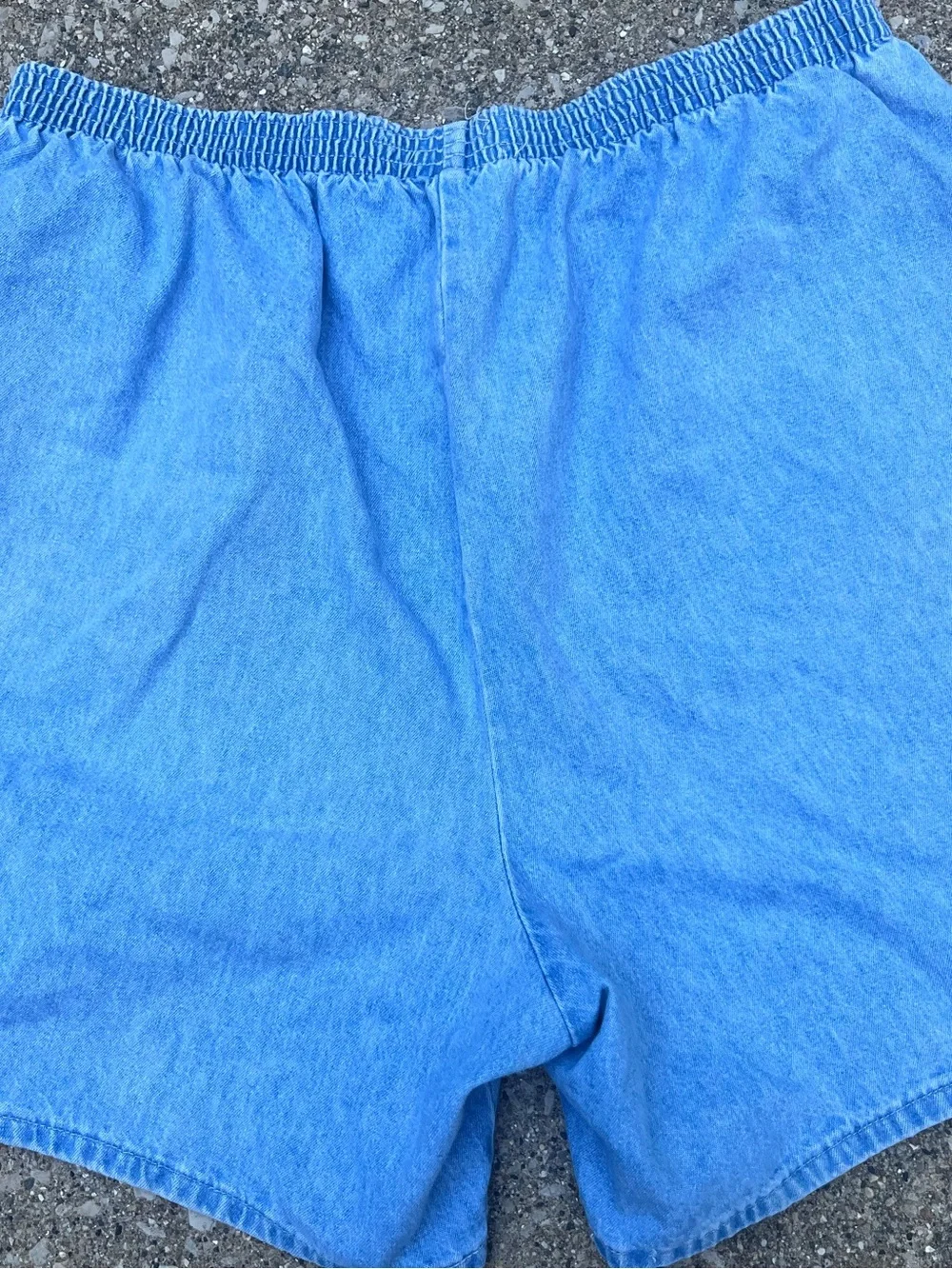 Vintage Chic 20W Light Wash Denim Pull-On Shorts Elastic Waist Y2K - Picture 4 of 6
